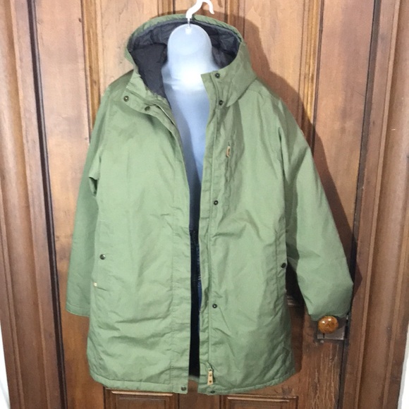 FJALLRAVEN Women’s Luxury Coat - Picture 3 of 15